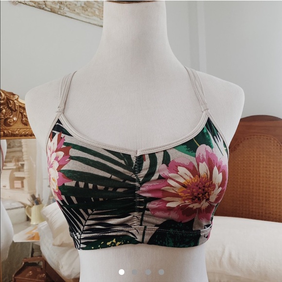 ☄️floral barley used sports bra🫒 - Picture 1 of 4